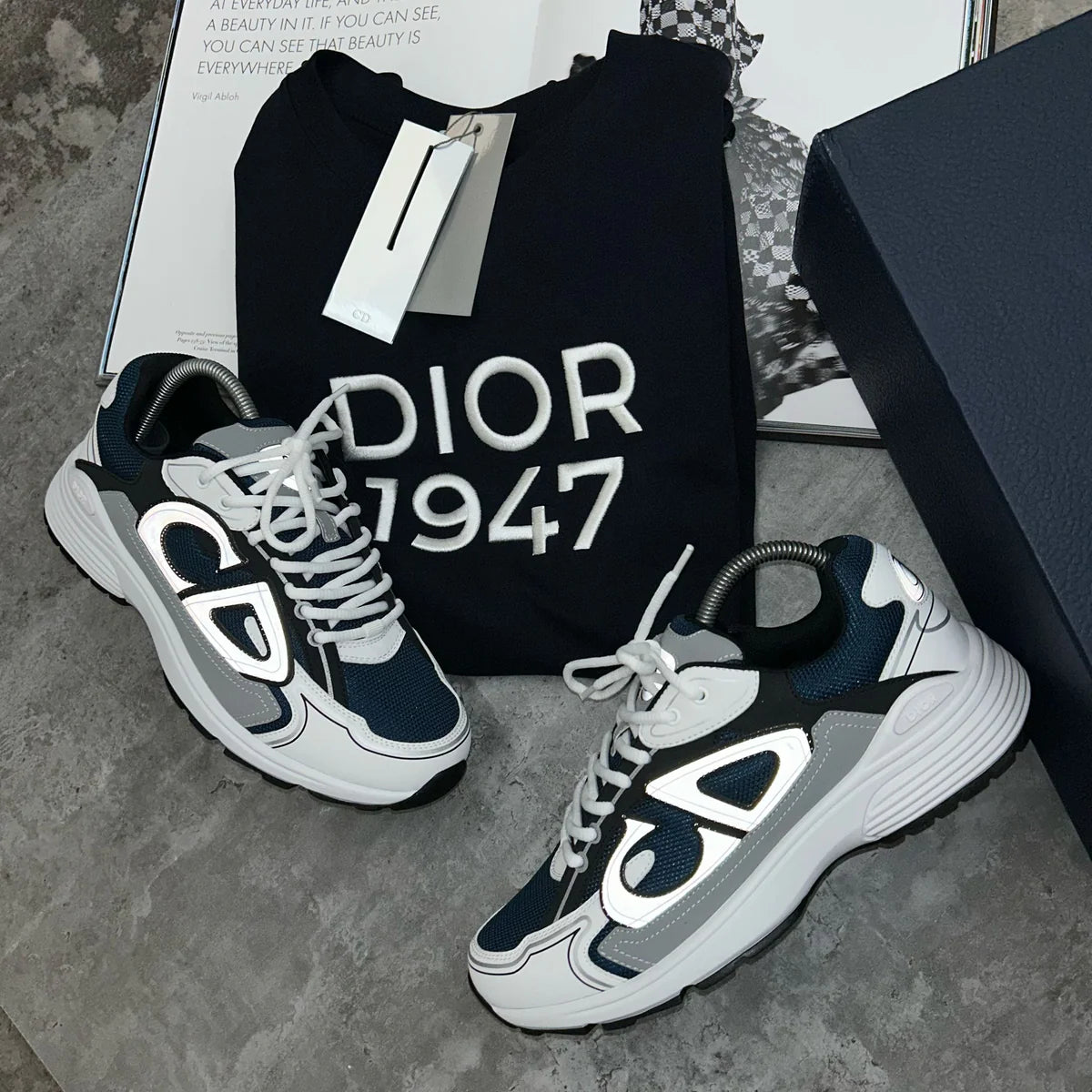 (PRE-ORDER) B30 - TRAINER - WHITE/NAVY