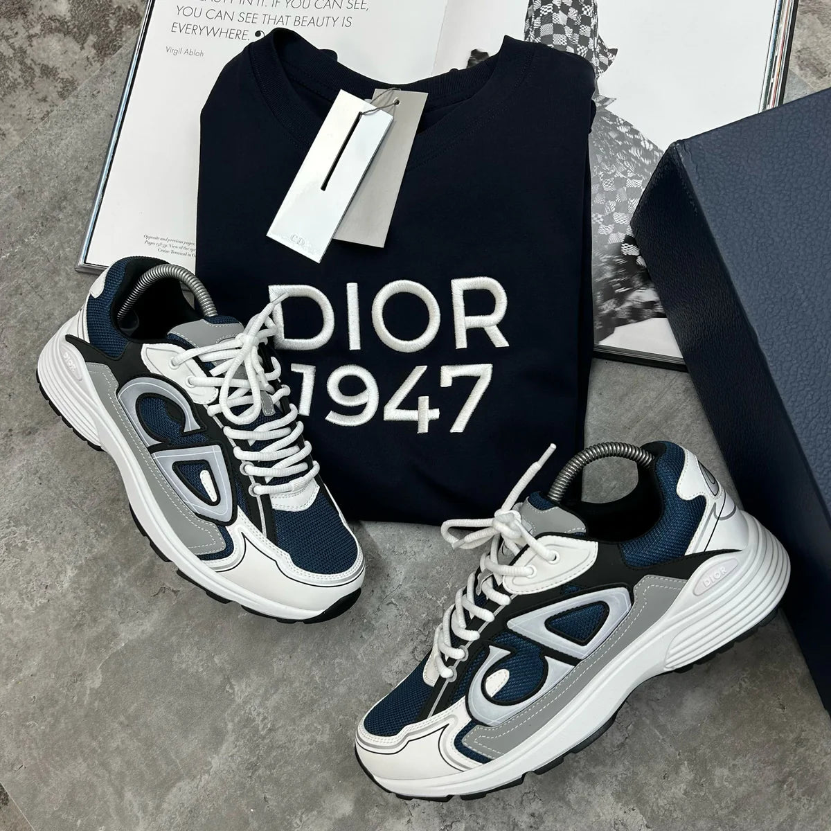 (PRE-ORDER) B30 - TRAINER - WHITE/NAVY