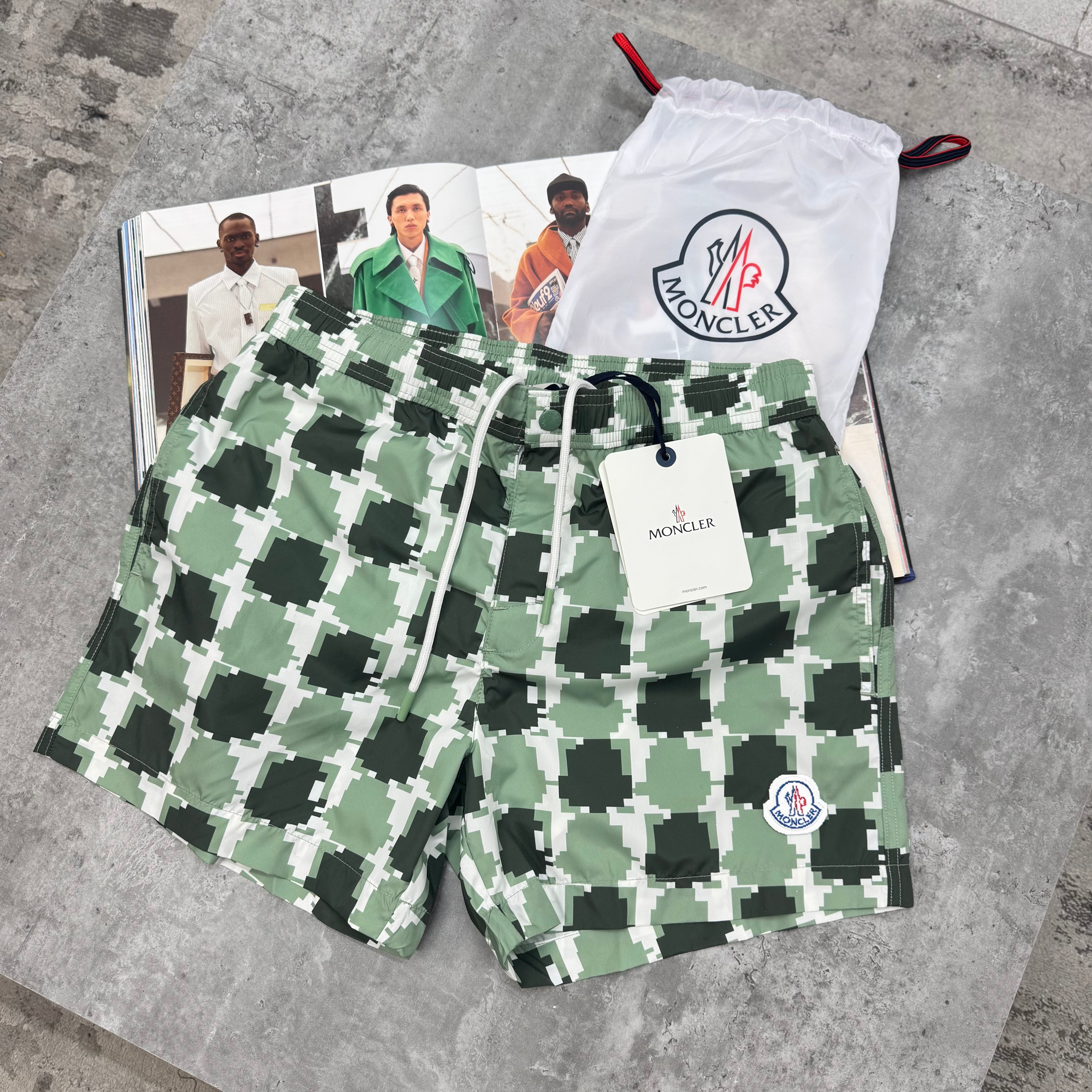 MNCLR - PIXEL BAGGED SWIMS - GREEN