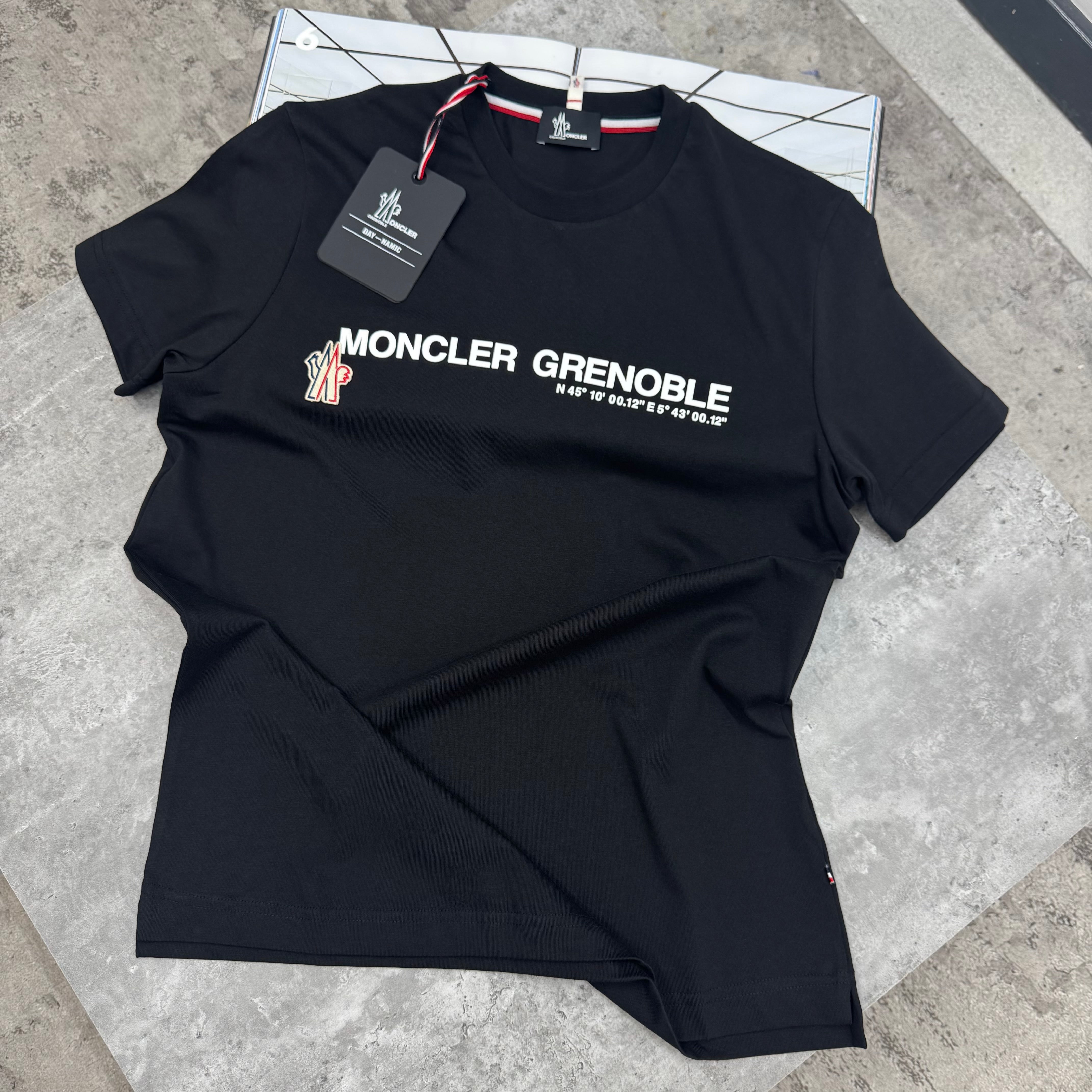 MNCLR - GRENOBLE T-SHIRT - BLACK