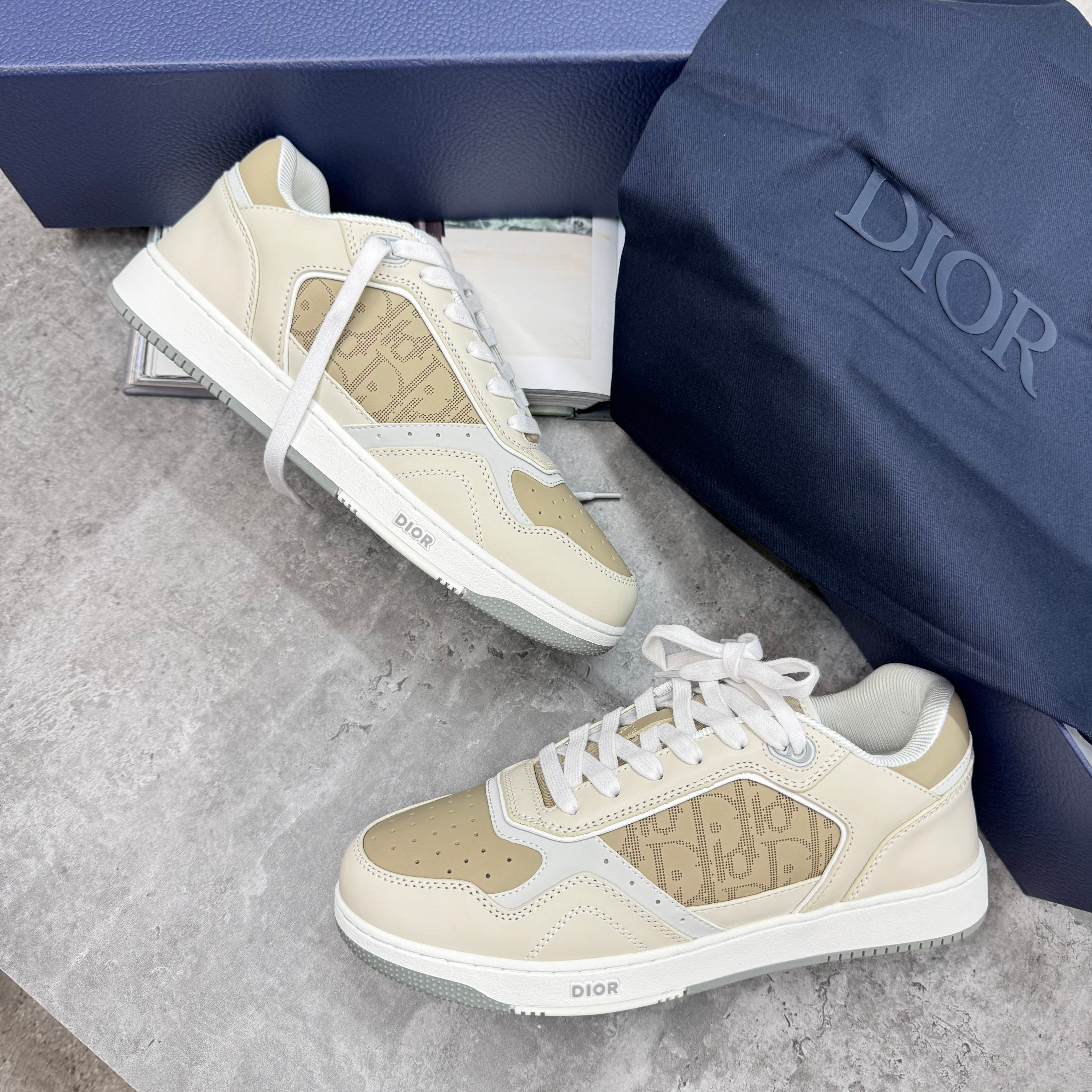 B27 - TRAINER - BEIGE