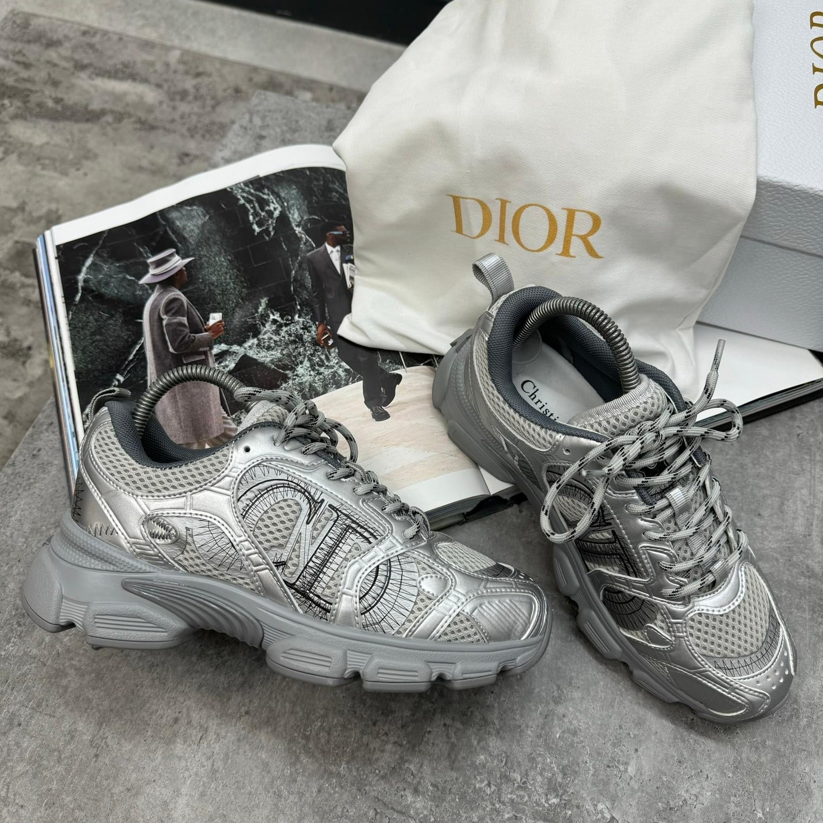 (PRE-ORDER) CD - WOMENS CHRONO TRAINERS - SILVER