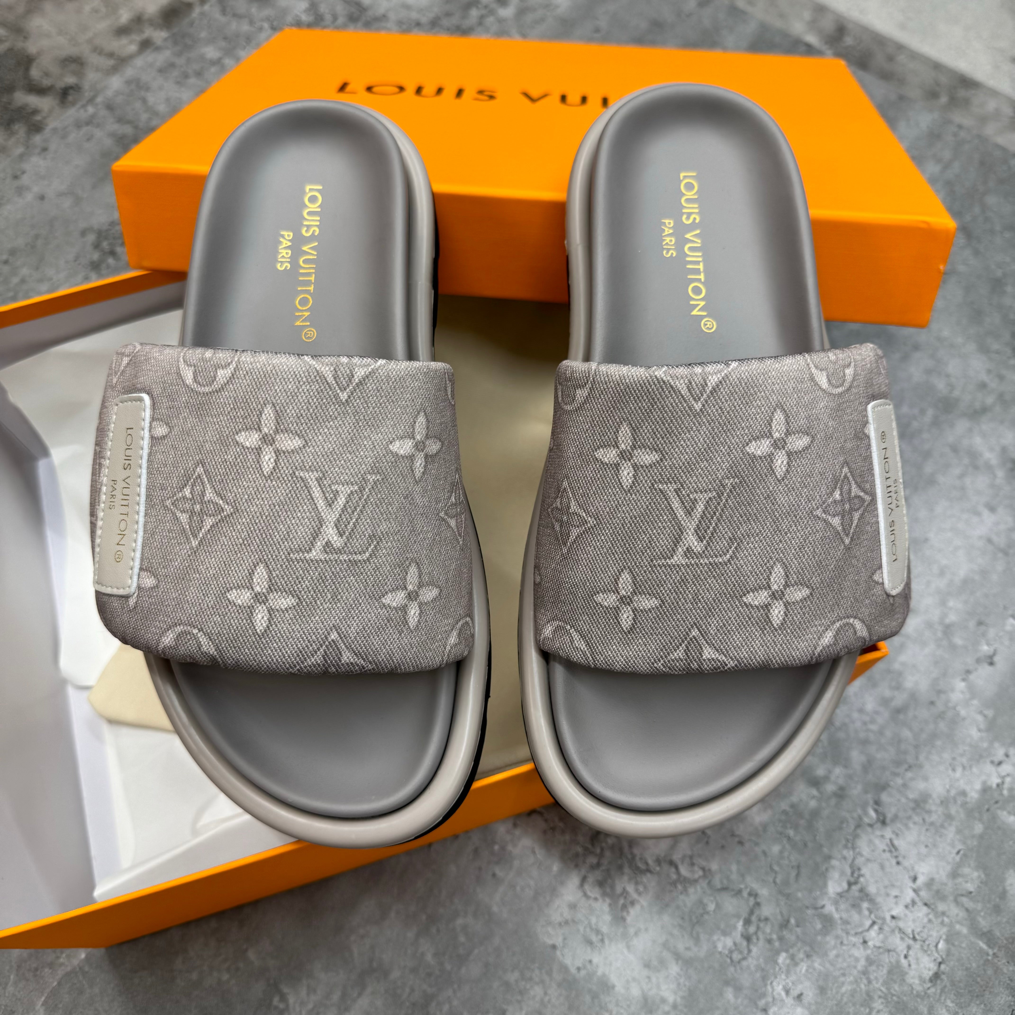 LOUIS VUITTON - PILLOW SLIDES - GREY (PRE-ORDER)