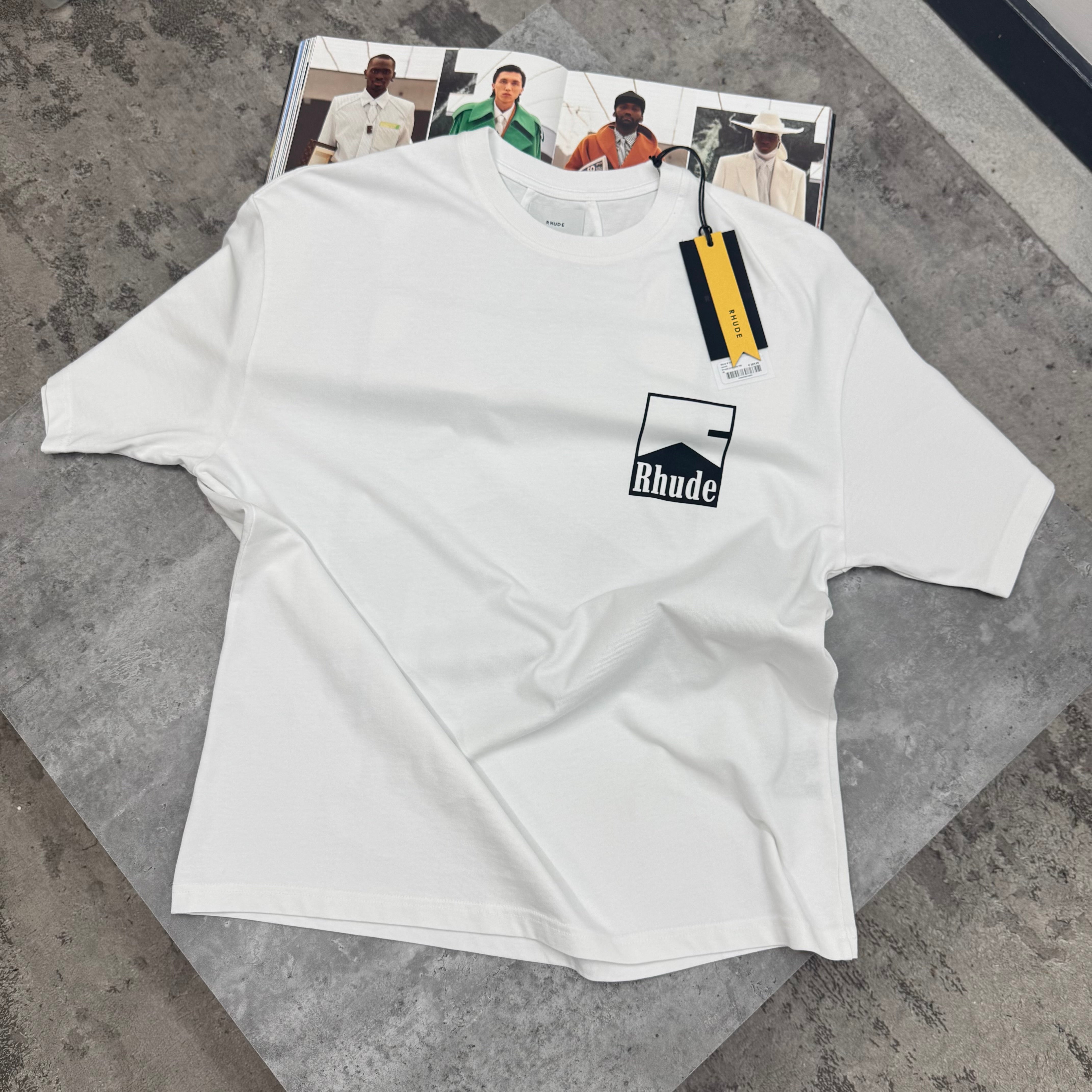 RDE - OVERSIZED CHEVRON T-SHIRT - WHITE