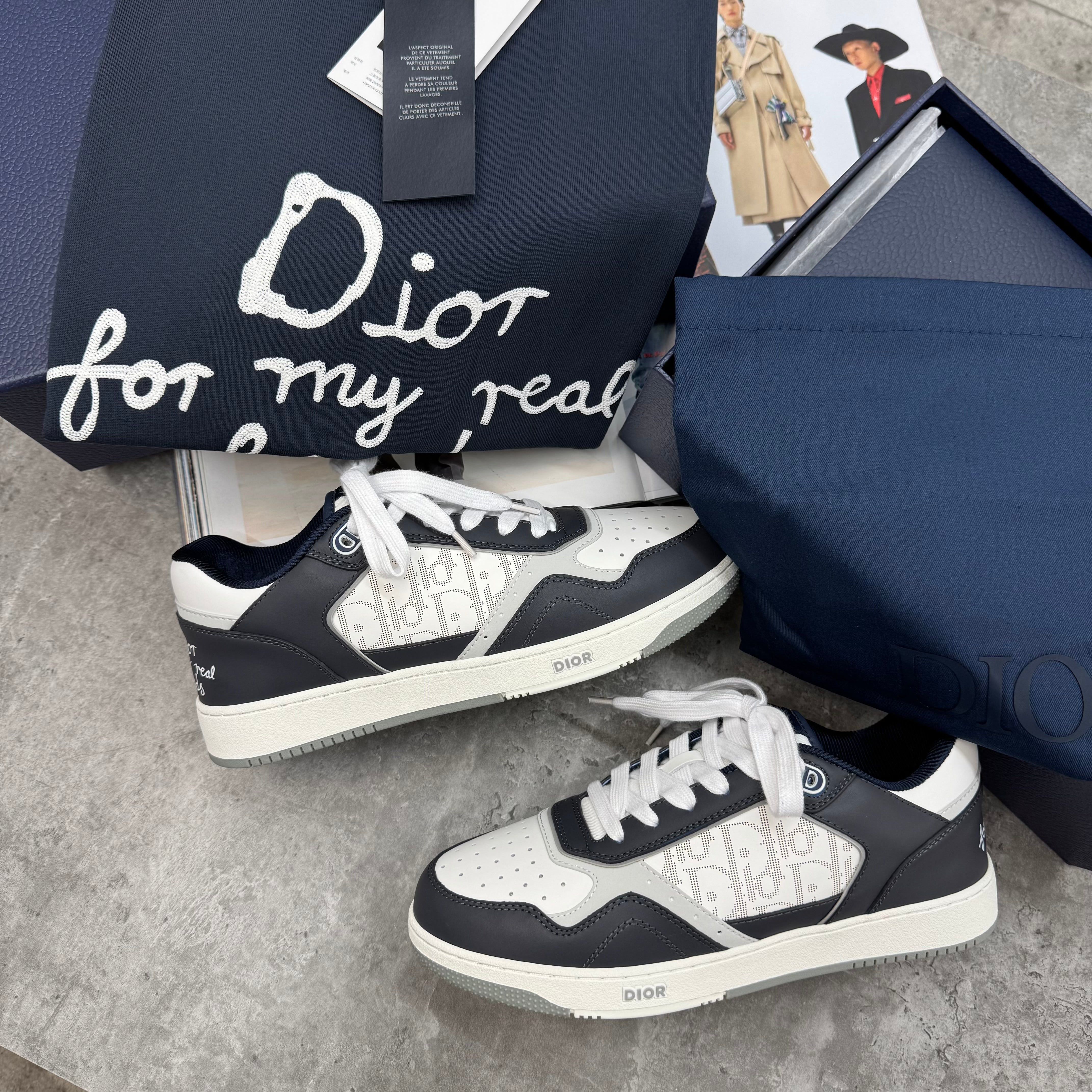 B27 - TRAINER - NAVY/WHITE
