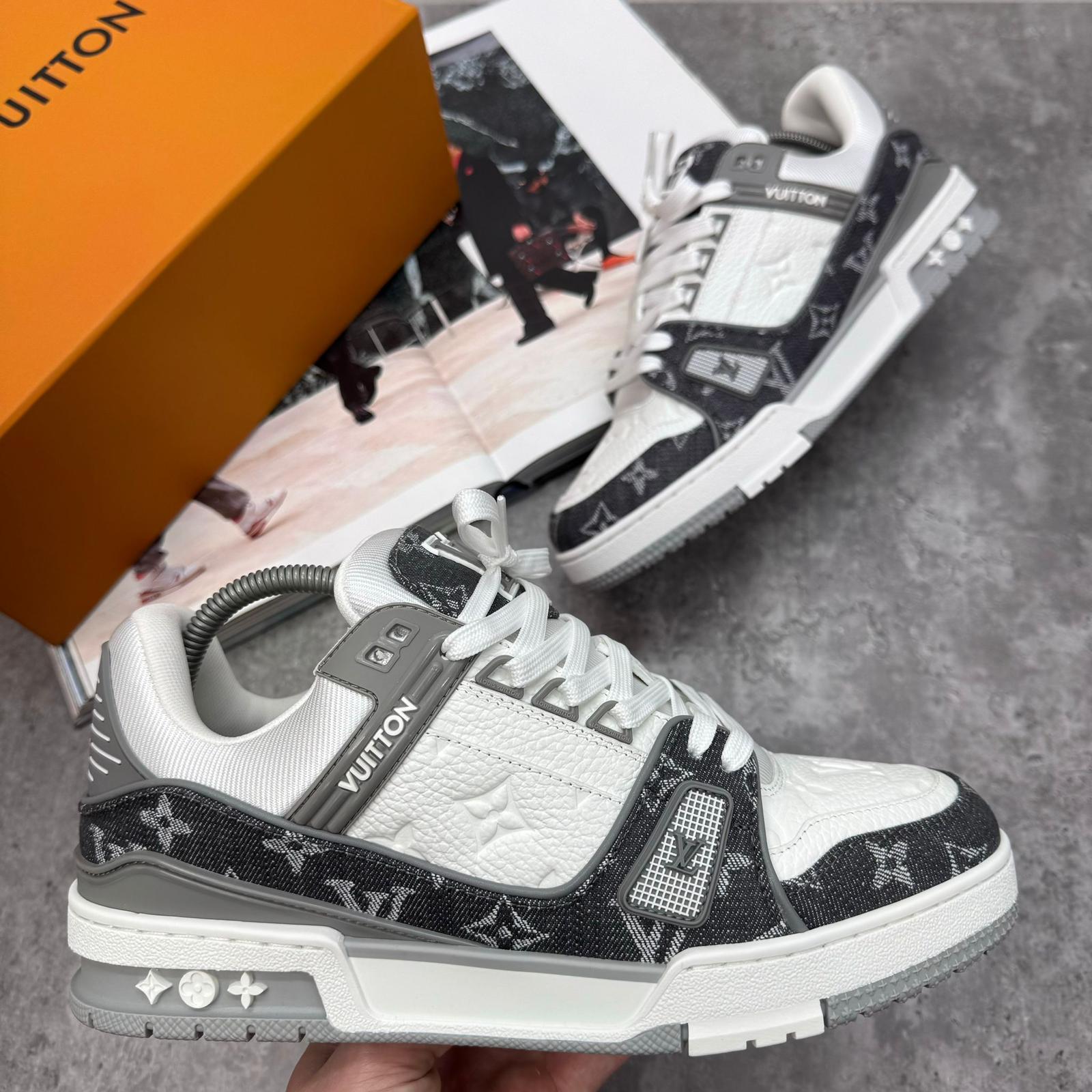 (PRE-ORDER) LVE - TRAINER - GREY