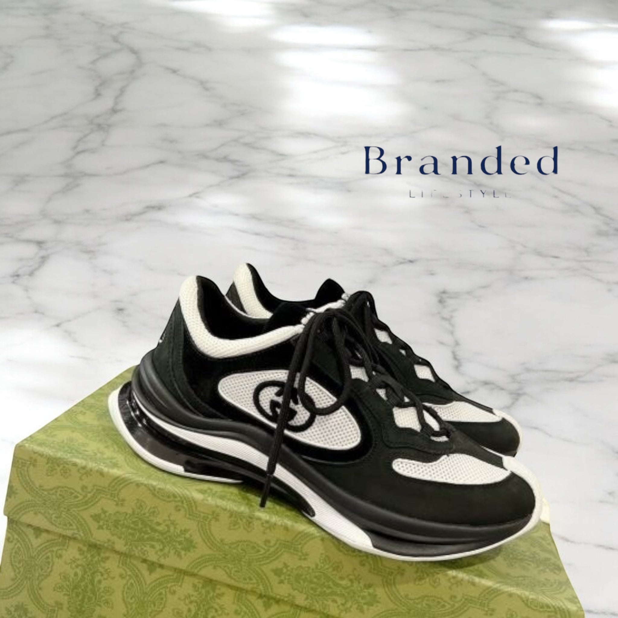 (PRE-ORDER) GCI - WOMENS RUN TRAINERS