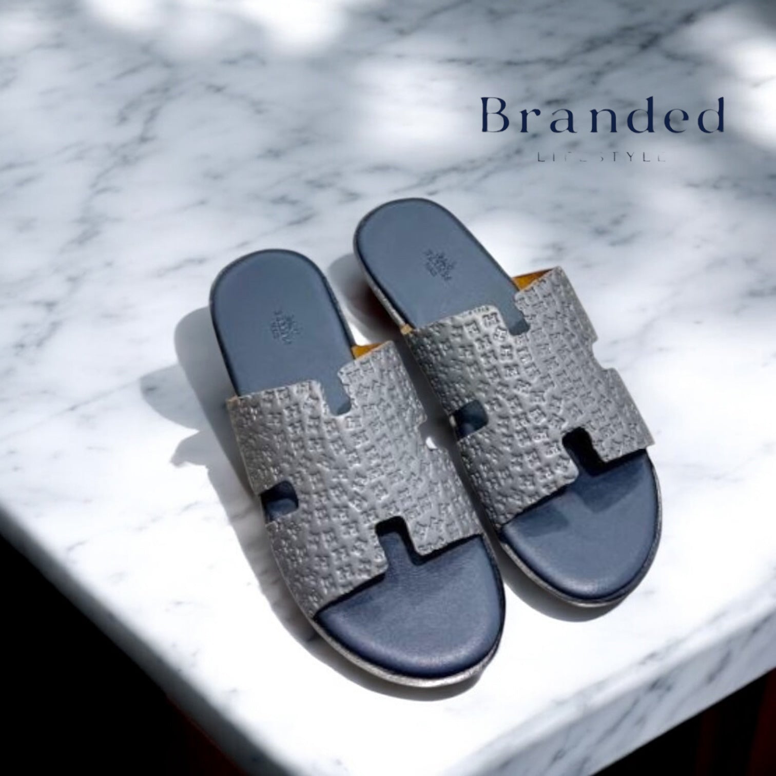 (PRE-ORDER) HMES - SLIDES - NAVY/CHARCOAL
