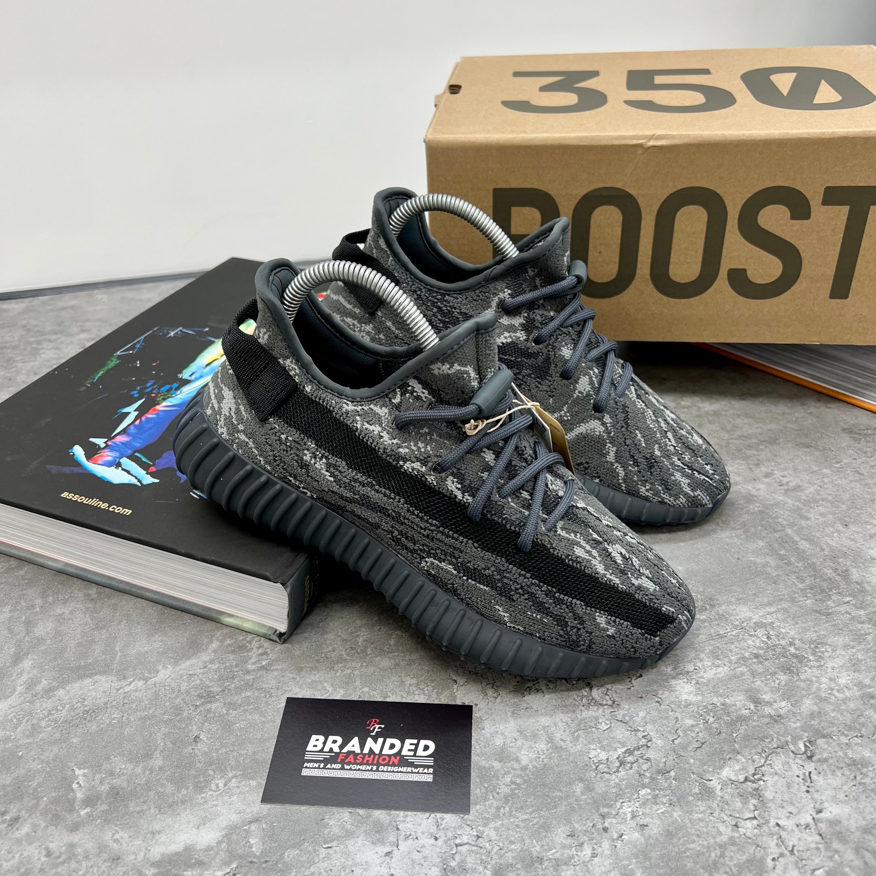 YZY 350 TRAINER - MXDASA (PRE-ORDER)